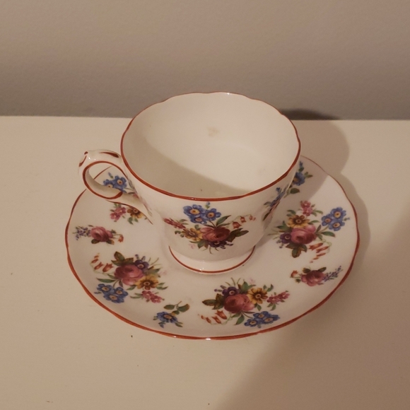 Mini Grosvenor China, made in England - Picture 2 of 5